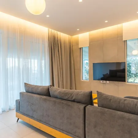 Beachfront Alkioni Ground Floor With Swimming Pool