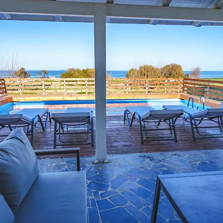 Apartmán Beachfront Alkioni Ground Floor With Swimming Pool Dhrámia