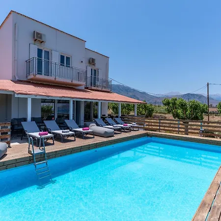 Beachfront Alkioni Ground Floor With Swimming Pool Apartmán Dhrámia