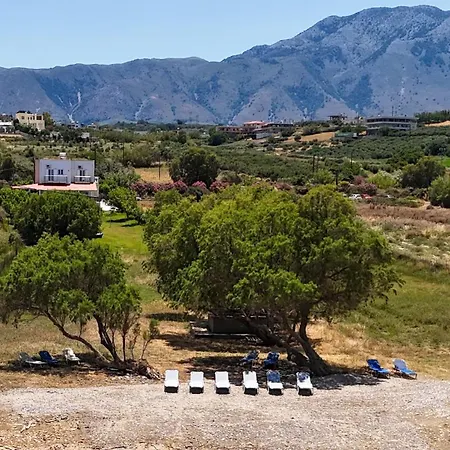 Apartmán Beachfront Alkioni Ground Floor With Swimming Pool