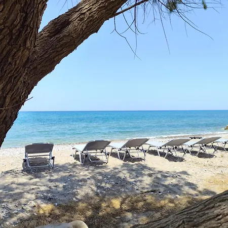 Apartmán Beachfront Alkioni Ground Floor With Swimming Pool *